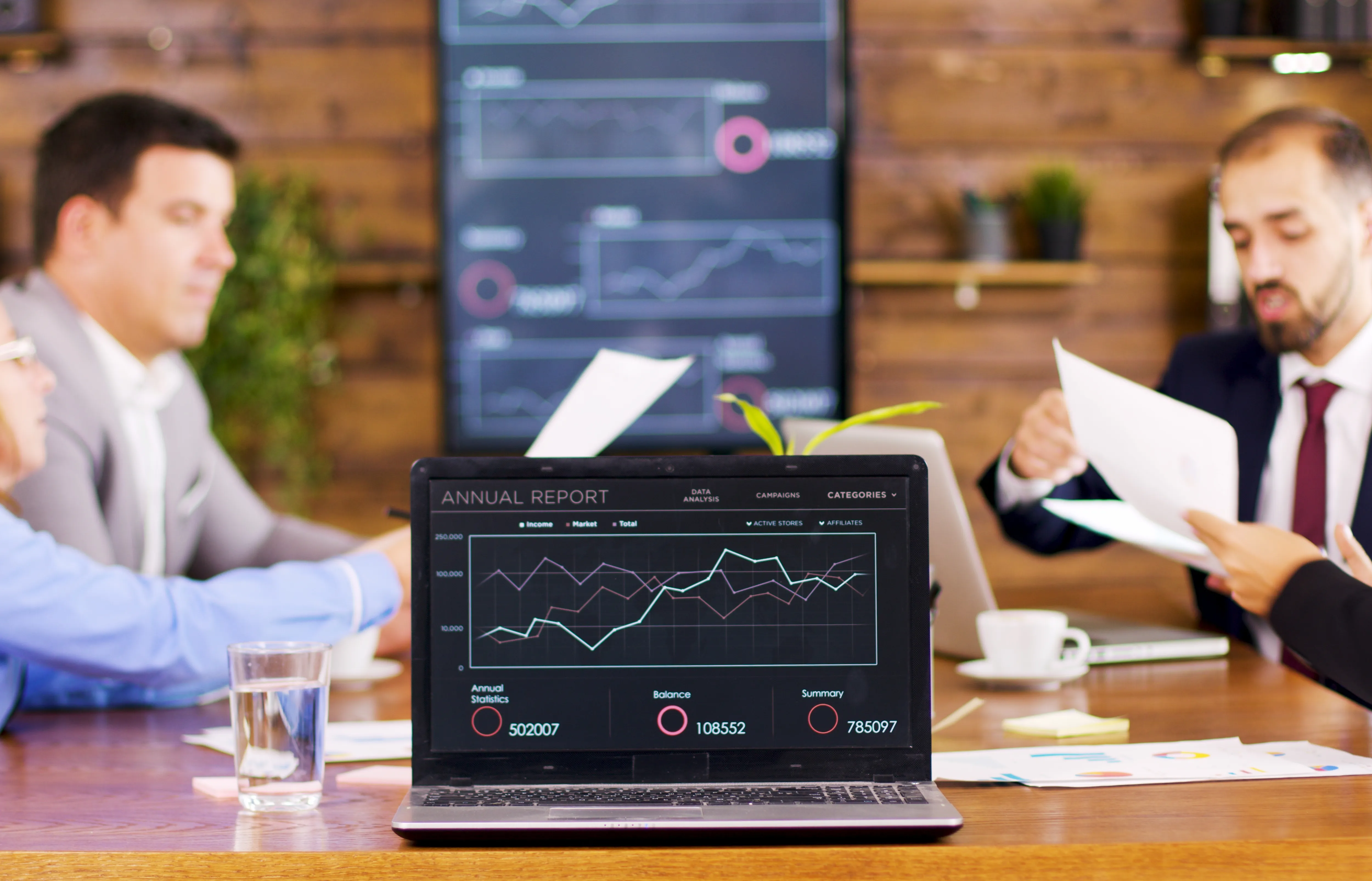 debt to equity stp investment strategy